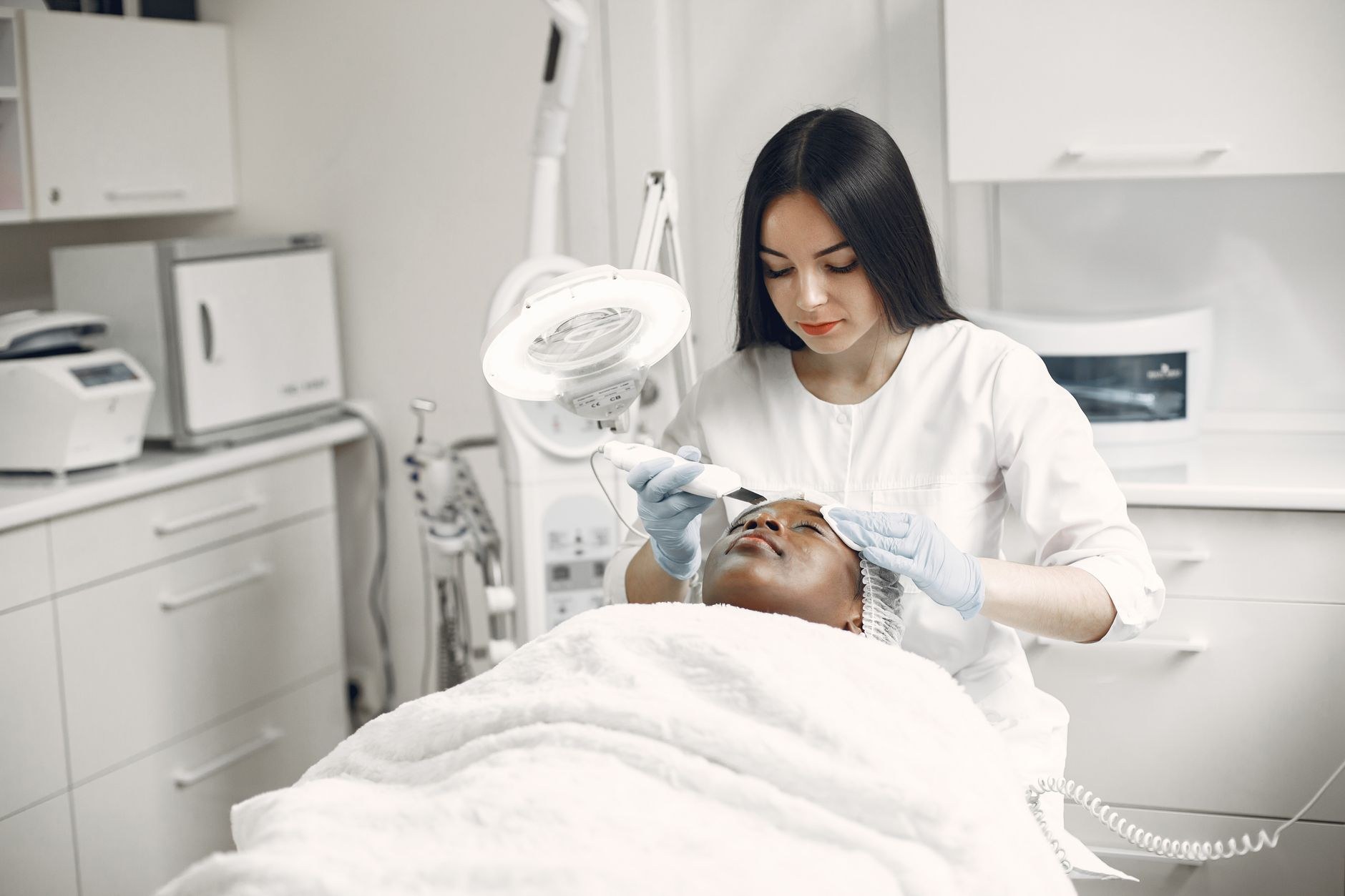 Advanced skin treatment in-clinic (sample image)